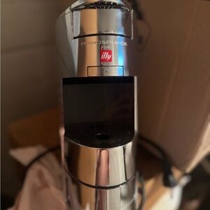 Francis Francis for illy Espresso Machine